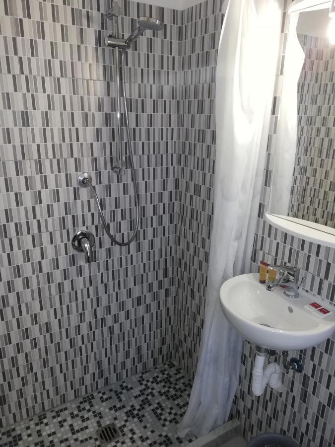 Hotel One Via Roma, 82 Altopascio Eksteriør bilde